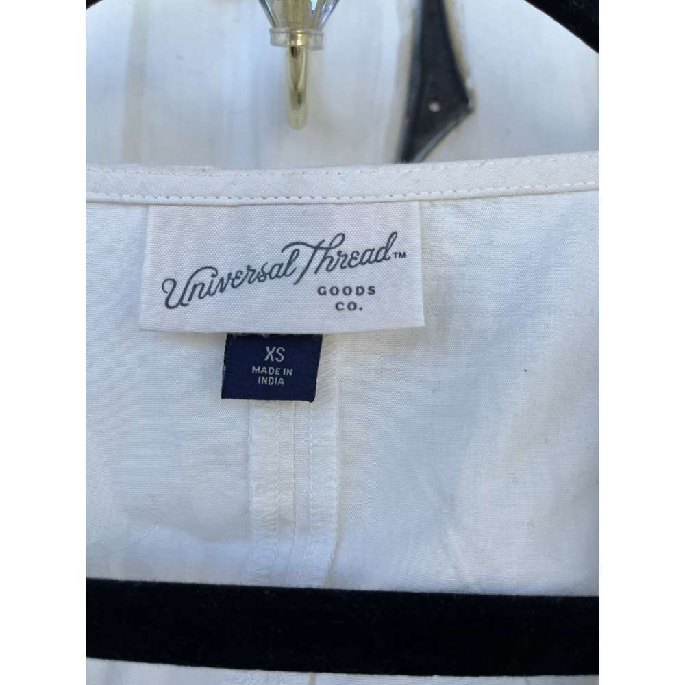 Universal Thread White Embroidered Sleeveless Mid… - image 7